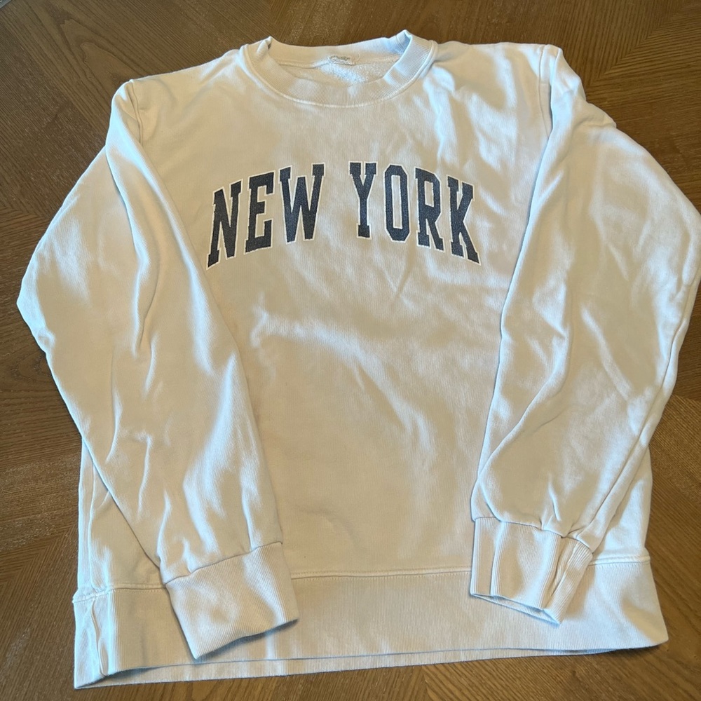 Brandy Melville Graphic Crewneck